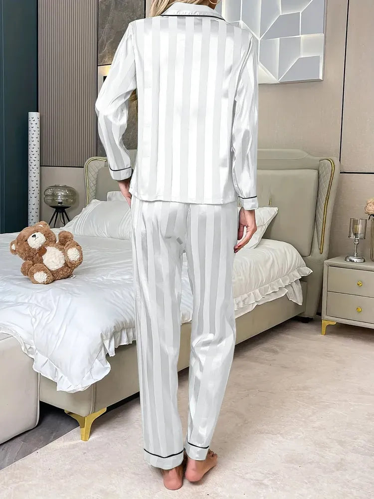 Pijama Terno de Cetim feminino