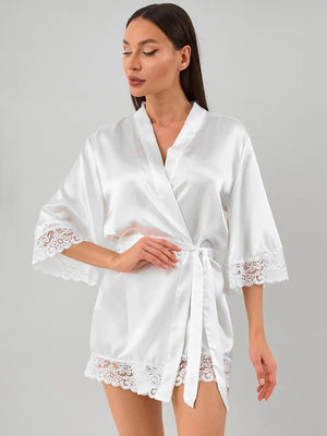 Robe kimono rendado Branco em cetim 
