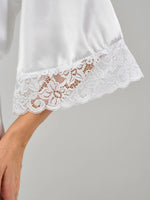 Robe kimono rendado Branco em cetim 