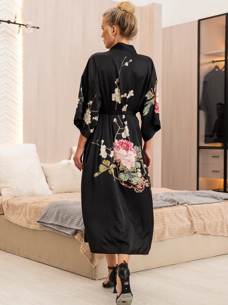 robe kimono preto floral amarrando a faixa acinturado caimento elegante
